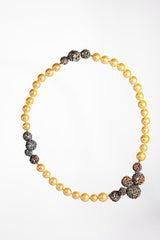 GOLDEN PEARLS Necklace